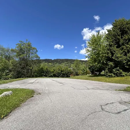 T2 A Demi-quartier, 1 Chambre, Balcon, Parking, Casier A Skis, Proche Foret Et Espaces Verts - Fr-1-597-32 Apartment Demi-Quartier